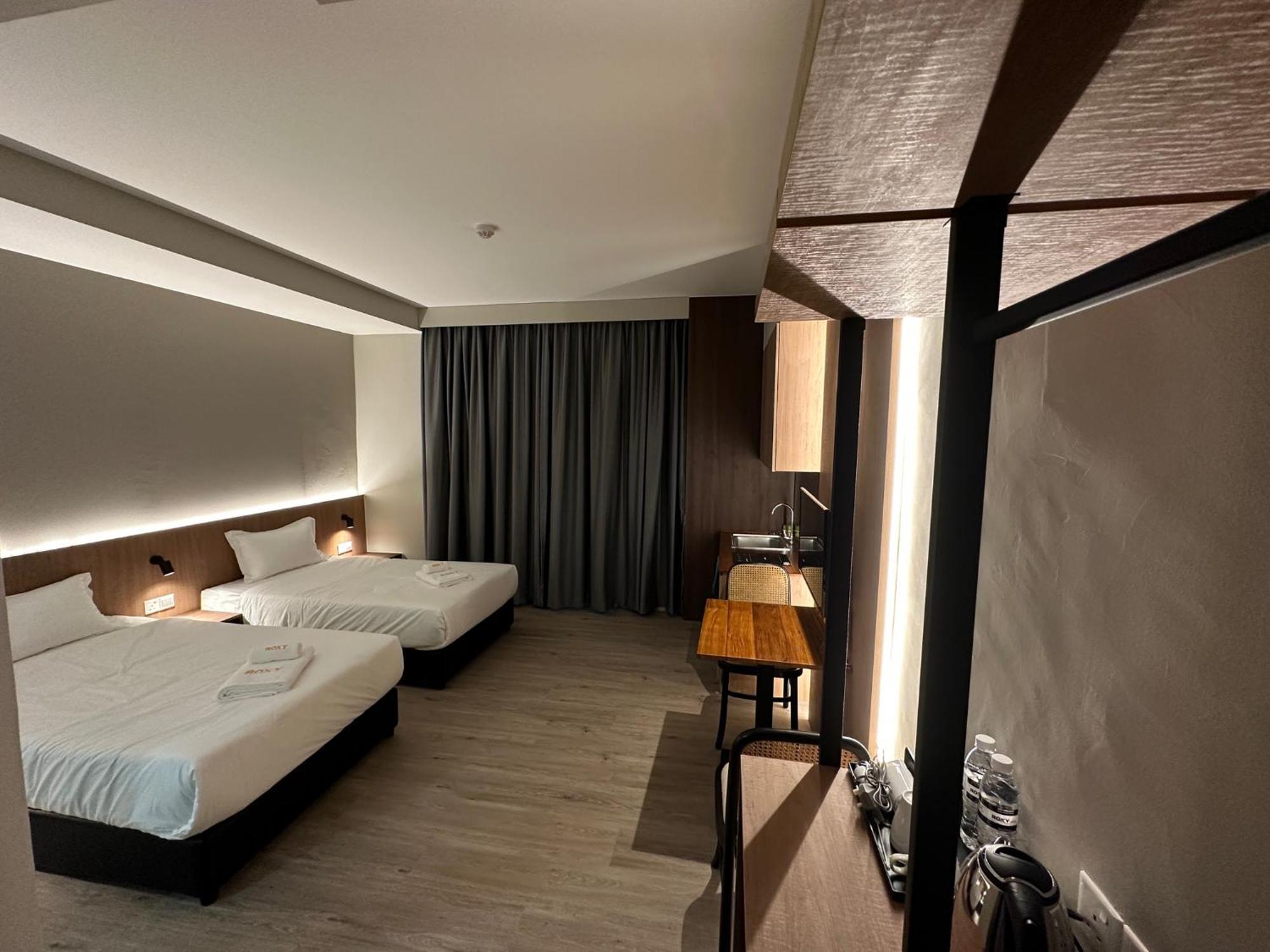 Roxy Hotel Aiman 古晋 外观 照片